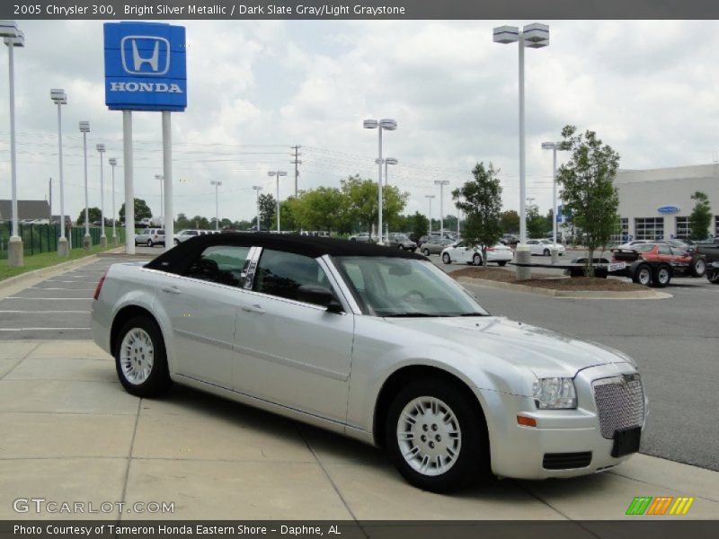 Bright Silver Metallic / Dark Slate Gray/Light Graystone 2005 Chrysler 300