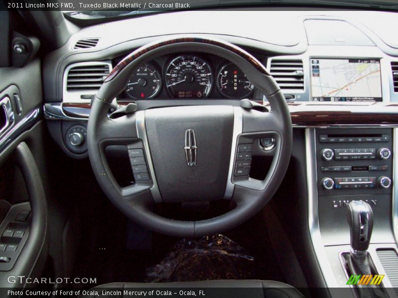 Tuxedo Black Metallic / Charcoal Black 2011 Lincoln MKS FWD
