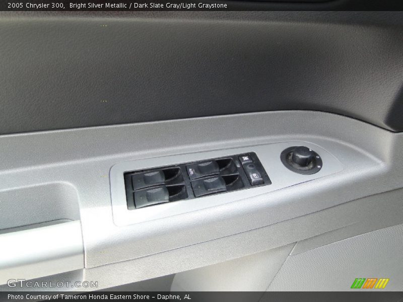 Bright Silver Metallic / Dark Slate Gray/Light Graystone 2005 Chrysler 300