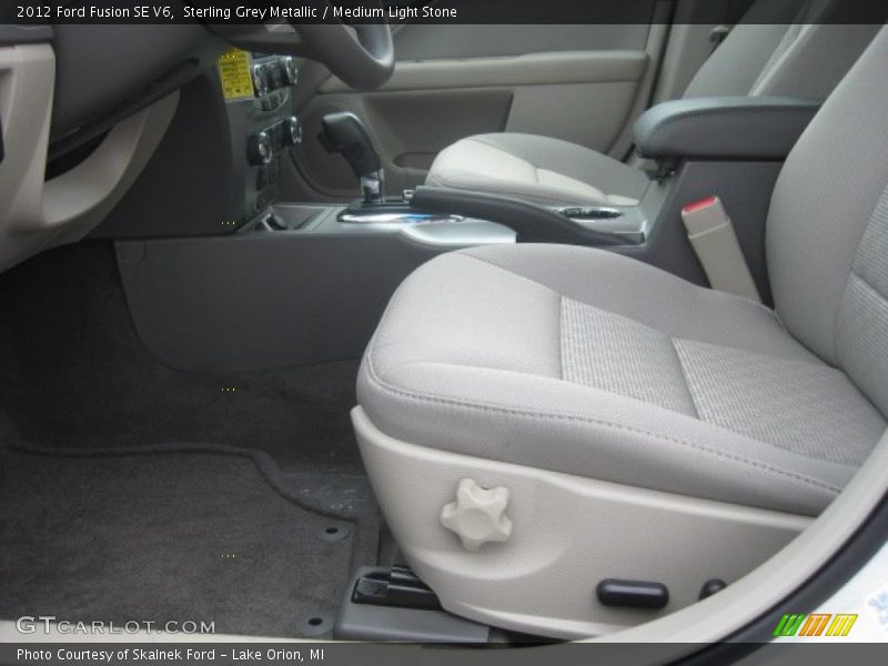  2012 Fusion SE V6 Medium Light Stone Interior