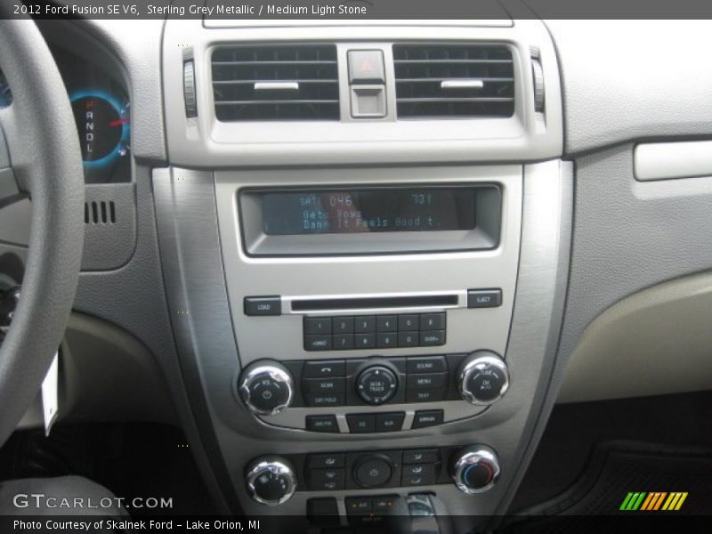 Controls of 2012 Fusion SE V6