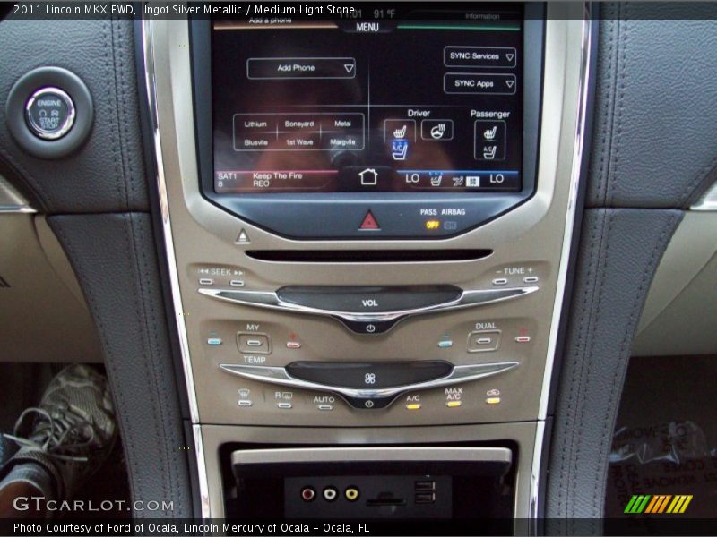Ingot Silver Metallic / Medium Light Stone 2011 Lincoln MKX FWD