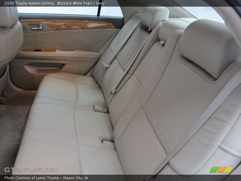 Blizzard White Pearl / Ivory 2006 Toyota Avalon Limited