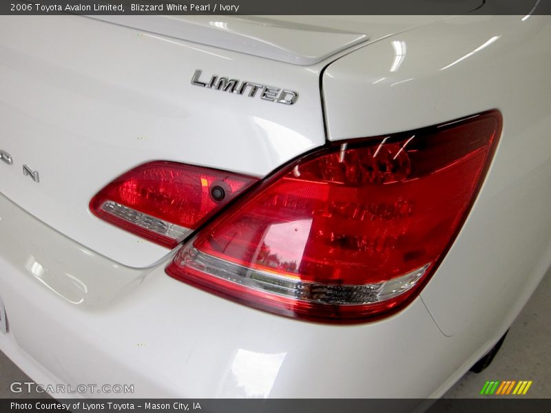 Blizzard White Pearl / Ivory 2006 Toyota Avalon Limited