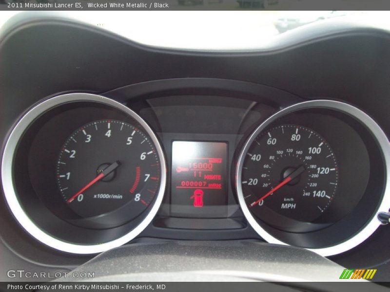 Wicked White Metallic / Black 2011 Mitsubishi Lancer ES