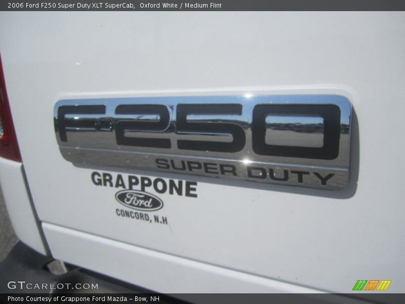 Oxford White / Medium Flint 2006 Ford F250 Super Duty XLT SuperCab