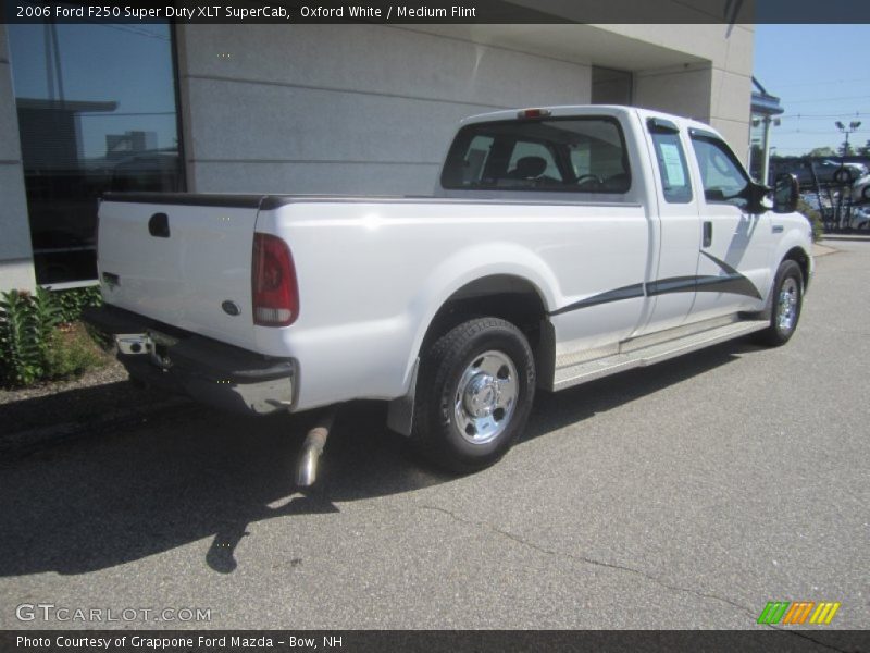 Oxford White / Medium Flint 2006 Ford F250 Super Duty XLT SuperCab