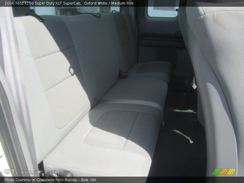 Oxford White / Medium Flint 2006 Ford F250 Super Duty XLT SuperCab