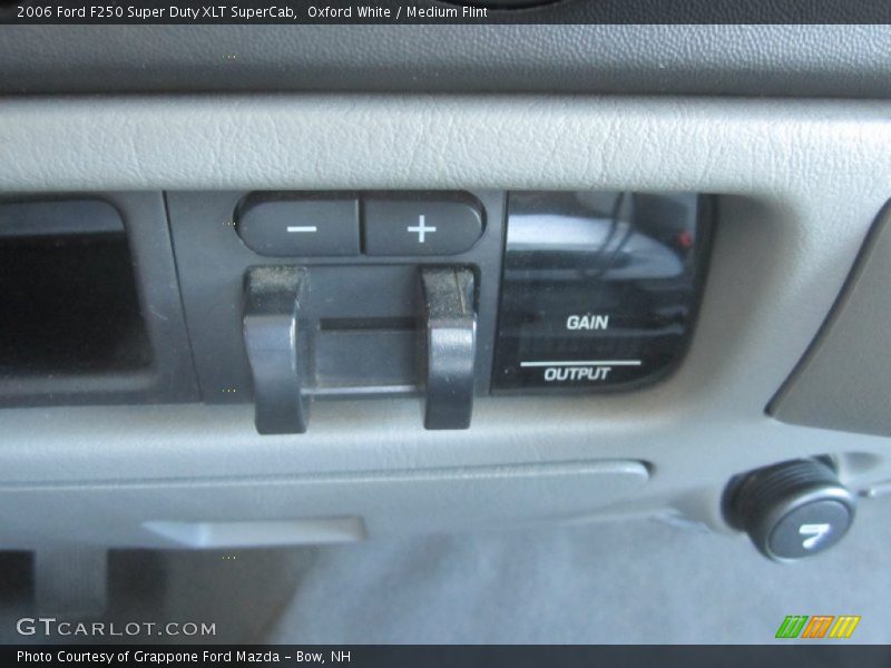 Oxford White / Medium Flint 2006 Ford F250 Super Duty XLT SuperCab