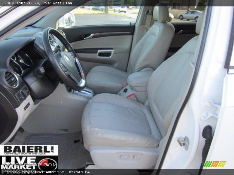 Polar White / Tan 2009 Saturn VUE XR