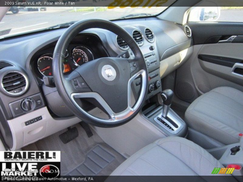 Polar White / Tan 2009 Saturn VUE XR