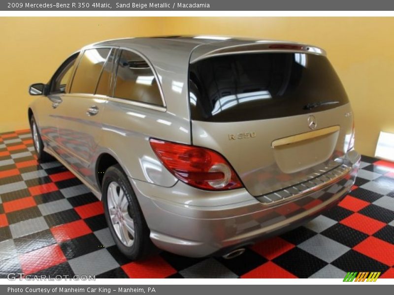 Sand Beige Metallic / Macadamia 2009 Mercedes-Benz R 350 4Matic