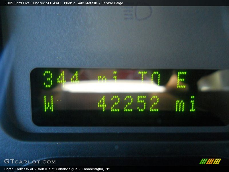 Pueblo Gold Metallic / Pebble Beige 2005 Ford Five Hundred SEL AWD