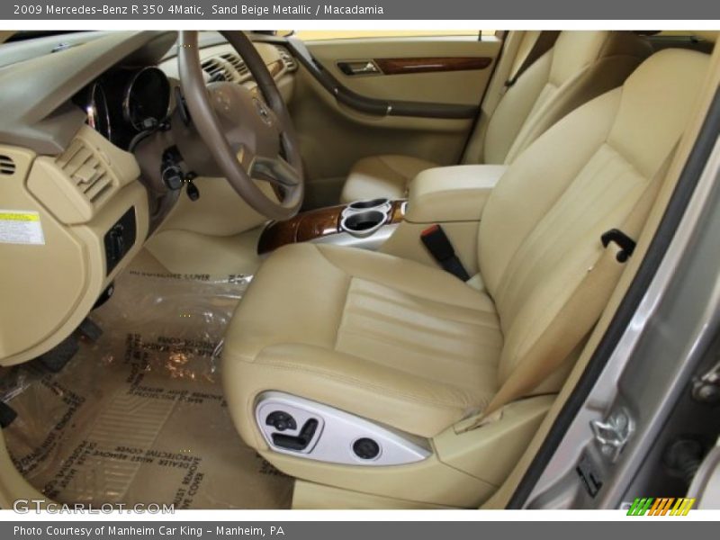 Sand Beige Metallic / Macadamia 2009 Mercedes-Benz R 350 4Matic