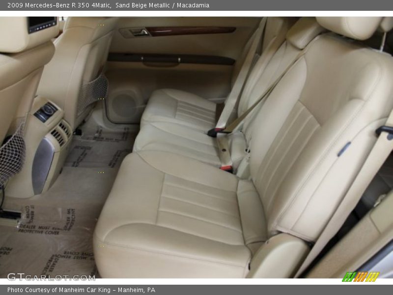 Sand Beige Metallic / Macadamia 2009 Mercedes-Benz R 350 4Matic