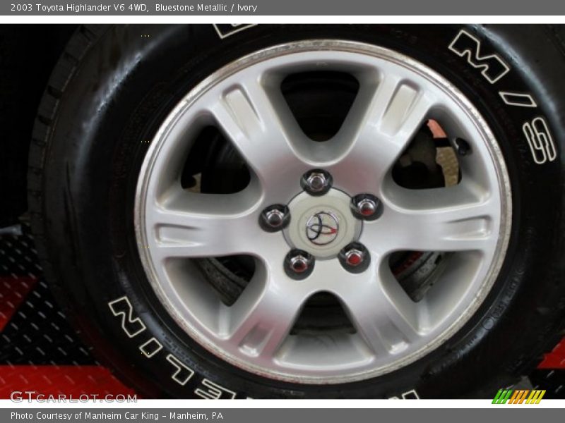 Bluestone Metallic / Ivory 2003 Toyota Highlander V6 4WD