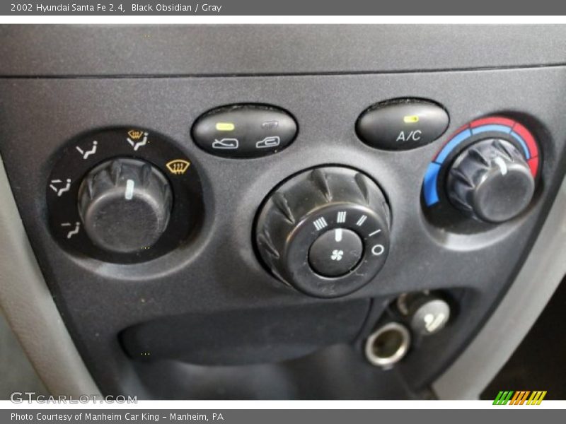 Black Obsidian / Gray 2002 Hyundai Santa Fe 2.4