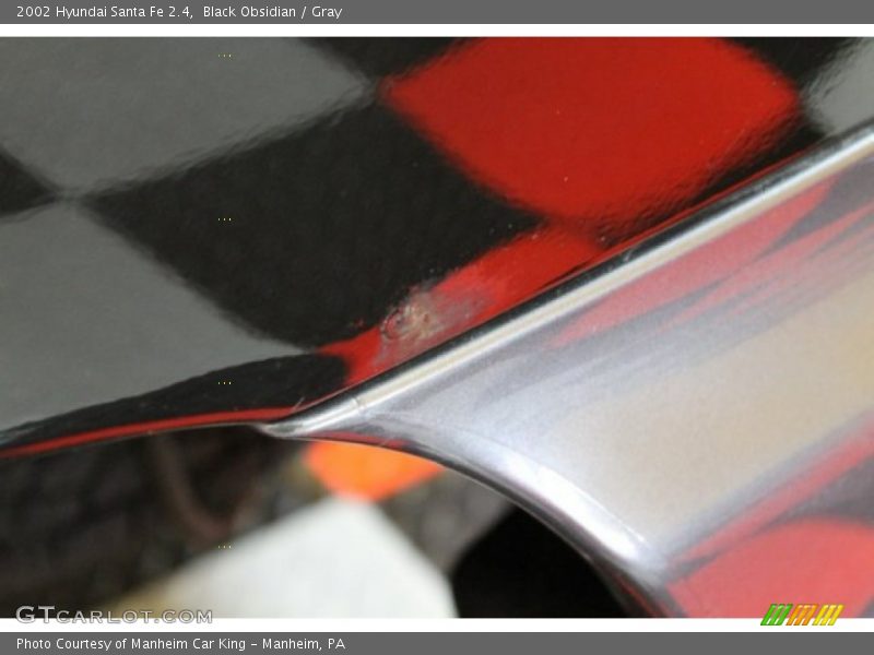 Black Obsidian / Gray 2002 Hyundai Santa Fe 2.4