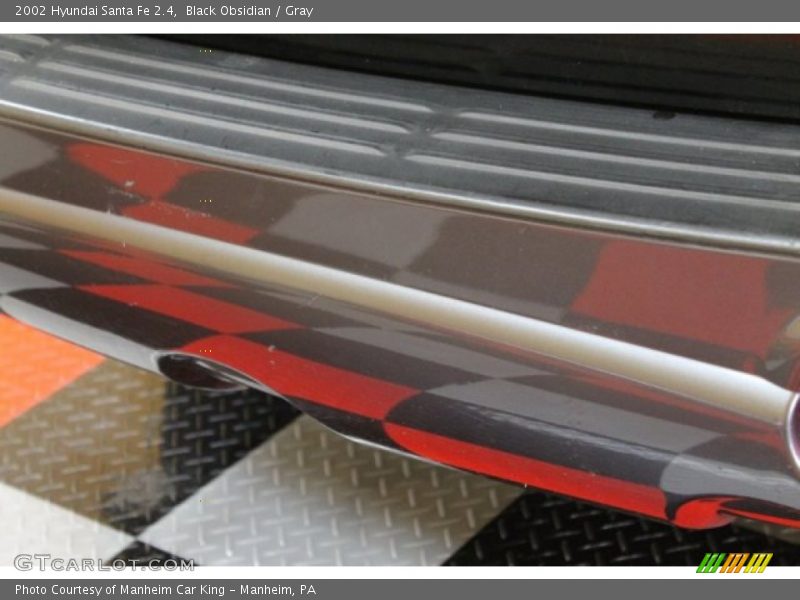 Black Obsidian / Gray 2002 Hyundai Santa Fe 2.4