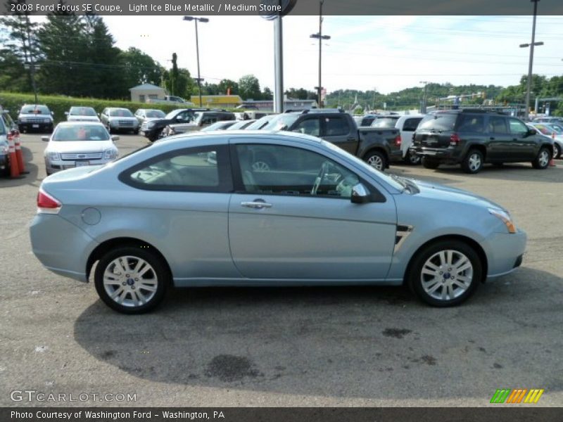 Light Ice Blue Metallic / Medium Stone 2008 Ford Focus SE Coupe