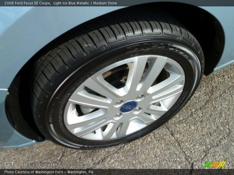 Light Ice Blue Metallic / Medium Stone 2008 Ford Focus SE Coupe