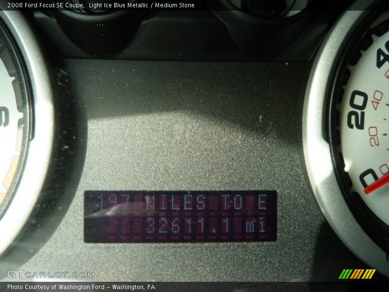 Light Ice Blue Metallic / Medium Stone 2008 Ford Focus SE Coupe