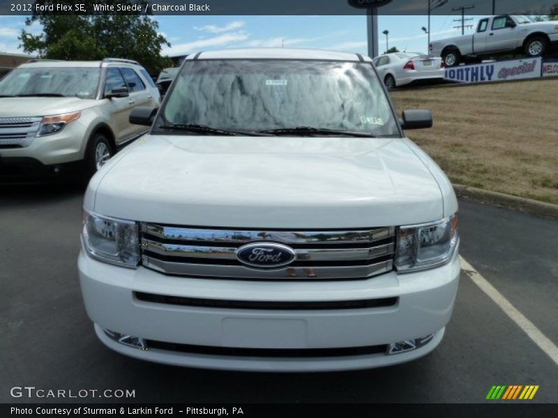 White Suede / Charcoal Black 2012 Ford Flex SE