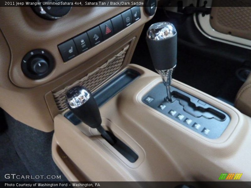 Sahara Tan / Black/Dark Saddle 2011 Jeep Wrangler Unlimited Sahara 4x4
