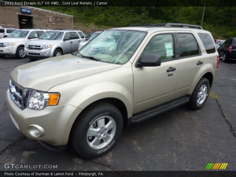 Front 3/4 View of 2012 Escape XLT V6 4WD