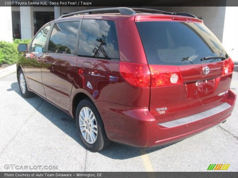 Salsa Red Pearl / Taupe 2007 Toyota Sienna XLE