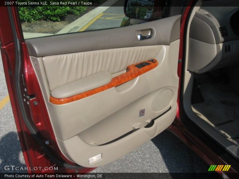 Salsa Red Pearl / Taupe 2007 Toyota Sienna XLE