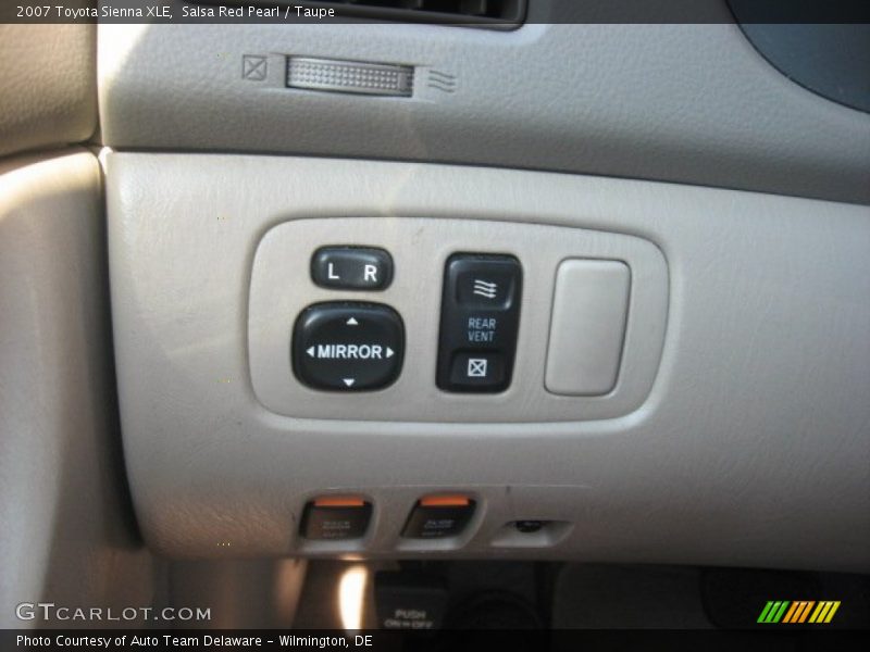 Salsa Red Pearl / Taupe 2007 Toyota Sienna XLE