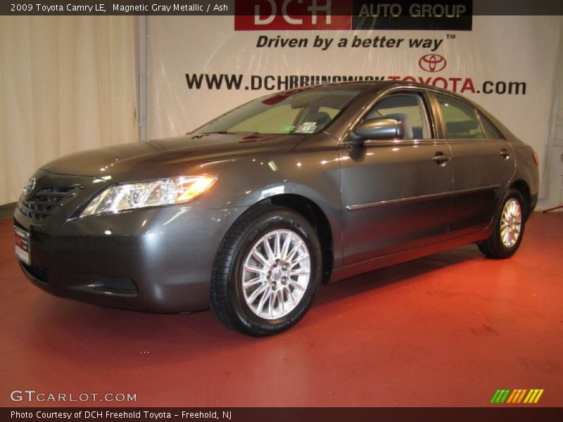 Magnetic Gray Metallic / Ash 2009 Toyota Camry LE