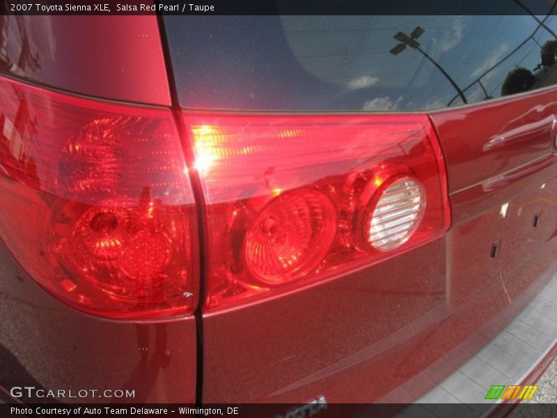 Salsa Red Pearl / Taupe 2007 Toyota Sienna XLE