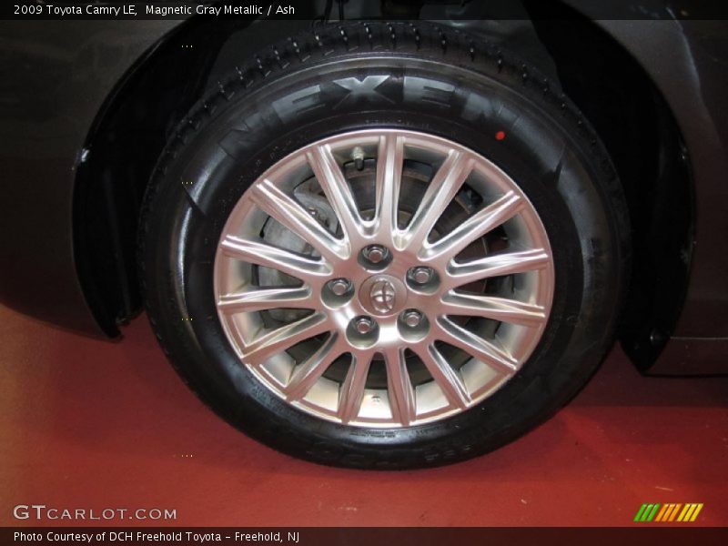 Magnetic Gray Metallic / Ash 2009 Toyota Camry LE