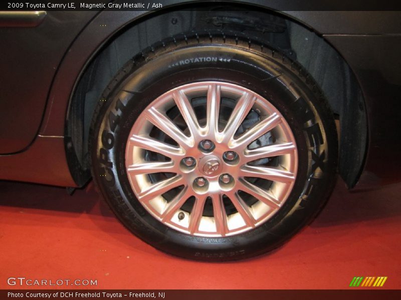 Magnetic Gray Metallic / Ash 2009 Toyota Camry LE