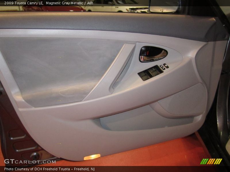 Magnetic Gray Metallic / Ash 2009 Toyota Camry LE