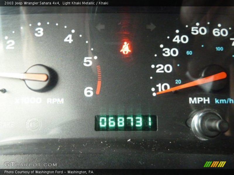 Light Khaki Metallic / Khaki 2003 Jeep Wrangler Sahara 4x4