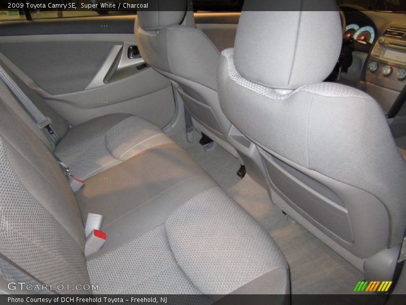 Super White / Charcoal 2009 Toyota Camry SE