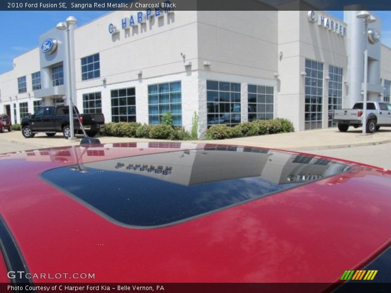 Sangria Red Metallic / Charcoal Black 2010 Ford Fusion SE