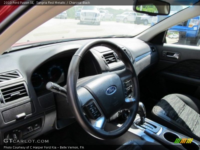 Sangria Red Metallic / Charcoal Black 2010 Ford Fusion SE