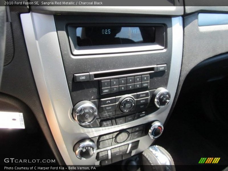 Sangria Red Metallic / Charcoal Black 2010 Ford Fusion SE