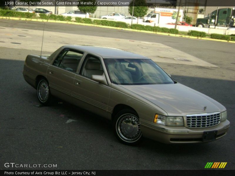 Gold Fire Mist Metallic / Cappuccino Cream 1998 Cadillac DeVille Sedan