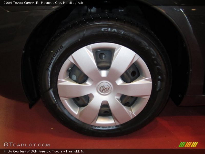 Magnetic Gray Metallic / Ash 2009 Toyota Camry LE