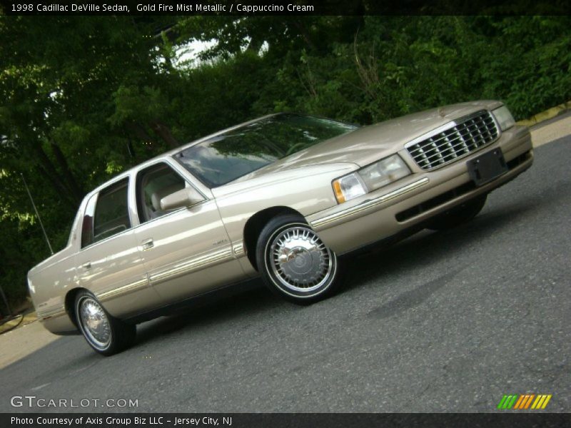 Gold Fire Mist Metallic / Cappuccino Cream 1998 Cadillac DeVille Sedan