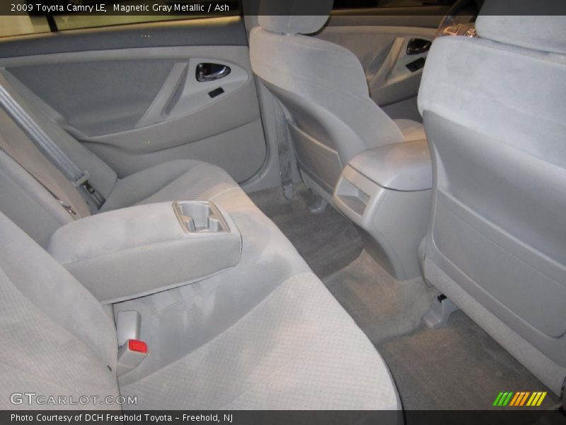 Magnetic Gray Metallic / Ash 2009 Toyota Camry LE