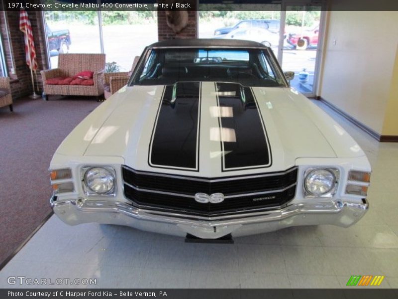 White / Black 1971 Chevrolet Chevelle Malibu 400 Convertible