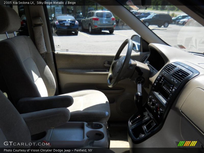 Silky Beige Metallic / Beige 2005 Kia Sedona LX