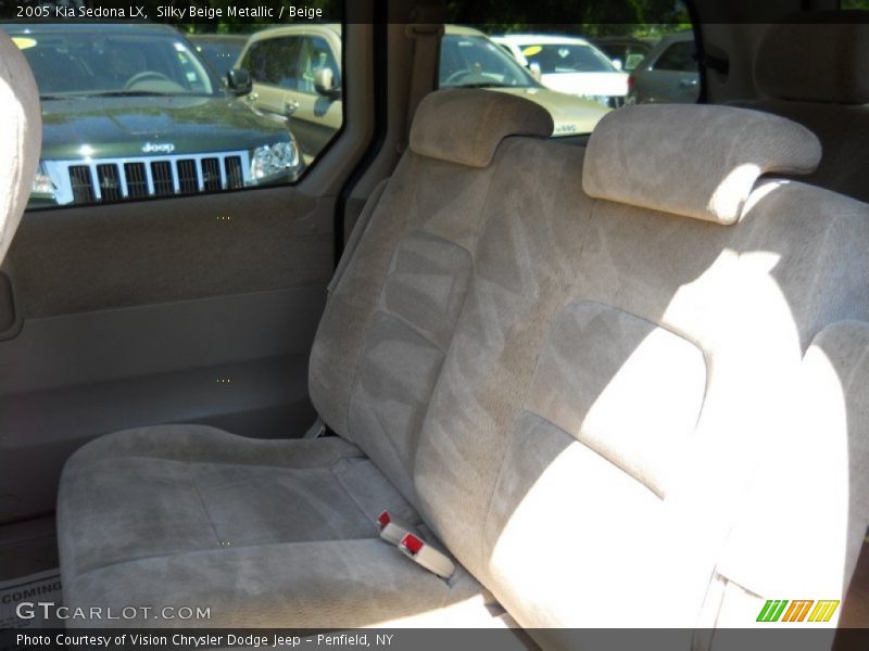 Silky Beige Metallic / Beige 2005 Kia Sedona LX