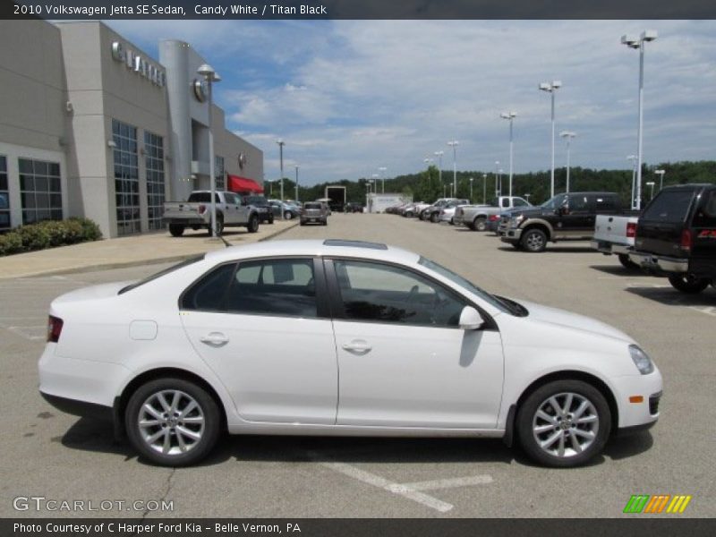 Candy White / Titan Black 2010 Volkswagen Jetta SE Sedan